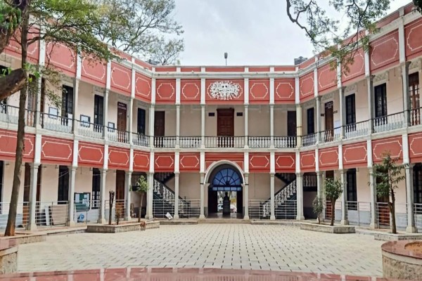 University Visvesvaraya College of Engineering banglore